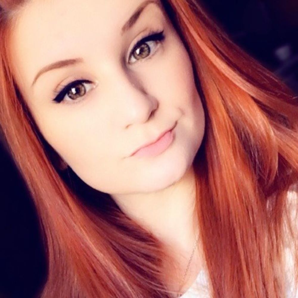 Meet your Posher, Caitlin